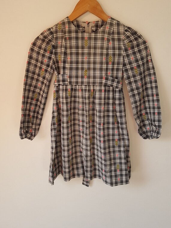 Vintage Kids Black & White Tartan Floral Long Sle… - image 2