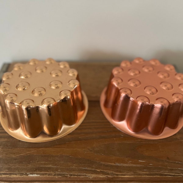 Assorted vintage copper colored molds, vintage copper toned jello mold, vintage molds