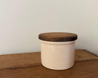 Vintage Cream Crock Jar with wooden lid, 1 Pint Size, R.R.P. Co from Roseville. Ohio