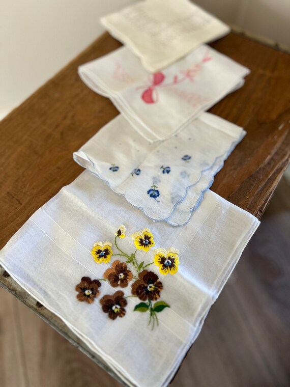 Vintage embroidered handkerchief, floral embroider