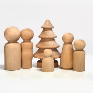 Family of 5 + tree! Five wooden peg dolls - Blank and Unfinished wood dolls - Wooden peg people plus wooden tree - Made in US
