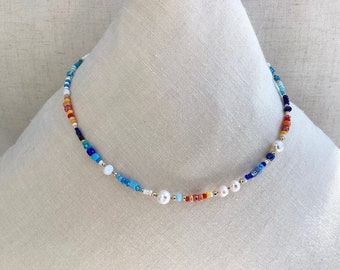Mia. Necklace, choker, glass seed beads with freshwater pearls, multicoloured
