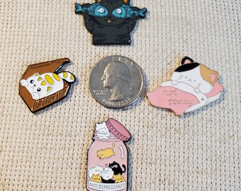 Cute and Funny Kitty Enameled Needle Minders