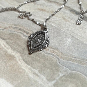 Sacred Heart Oval Necklace Silver Small Quartz Ball Chain
