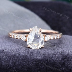 Tropfenförmiger natürlicher weißer Saphir Verlobungsring Roségold Verlobungsring Vintage Moissanite Diamantring Hochzeitsjubiläumsgeschenk für sie