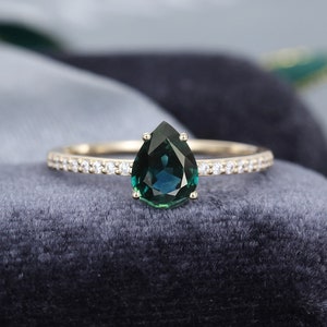 Pear shaped Teal Sapphire Ring Green Blue Sapphire ring Yellow Gold ring Vintage engagement ring Half eternity Moissanite Bridal set
