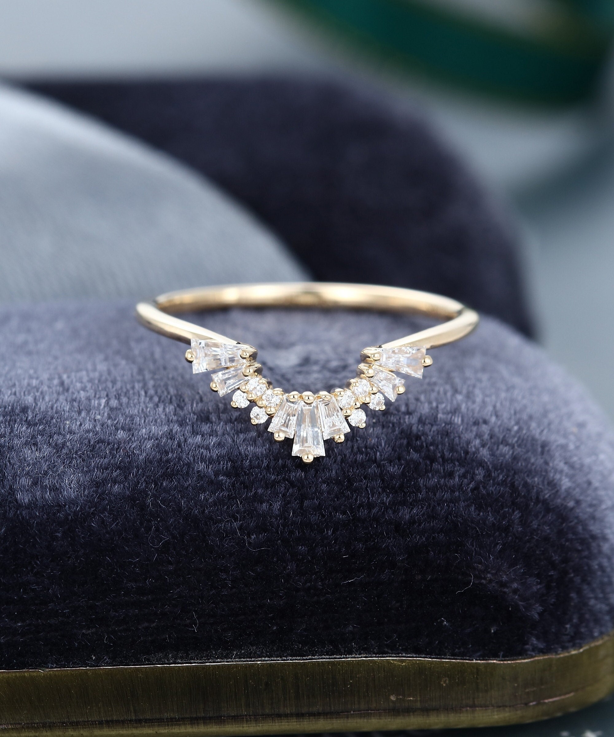 Unique Curved yellow gold wedding band Baguette cut Natural Diamond wedding ring vintage stacking matching band Bridal set Promise Gift