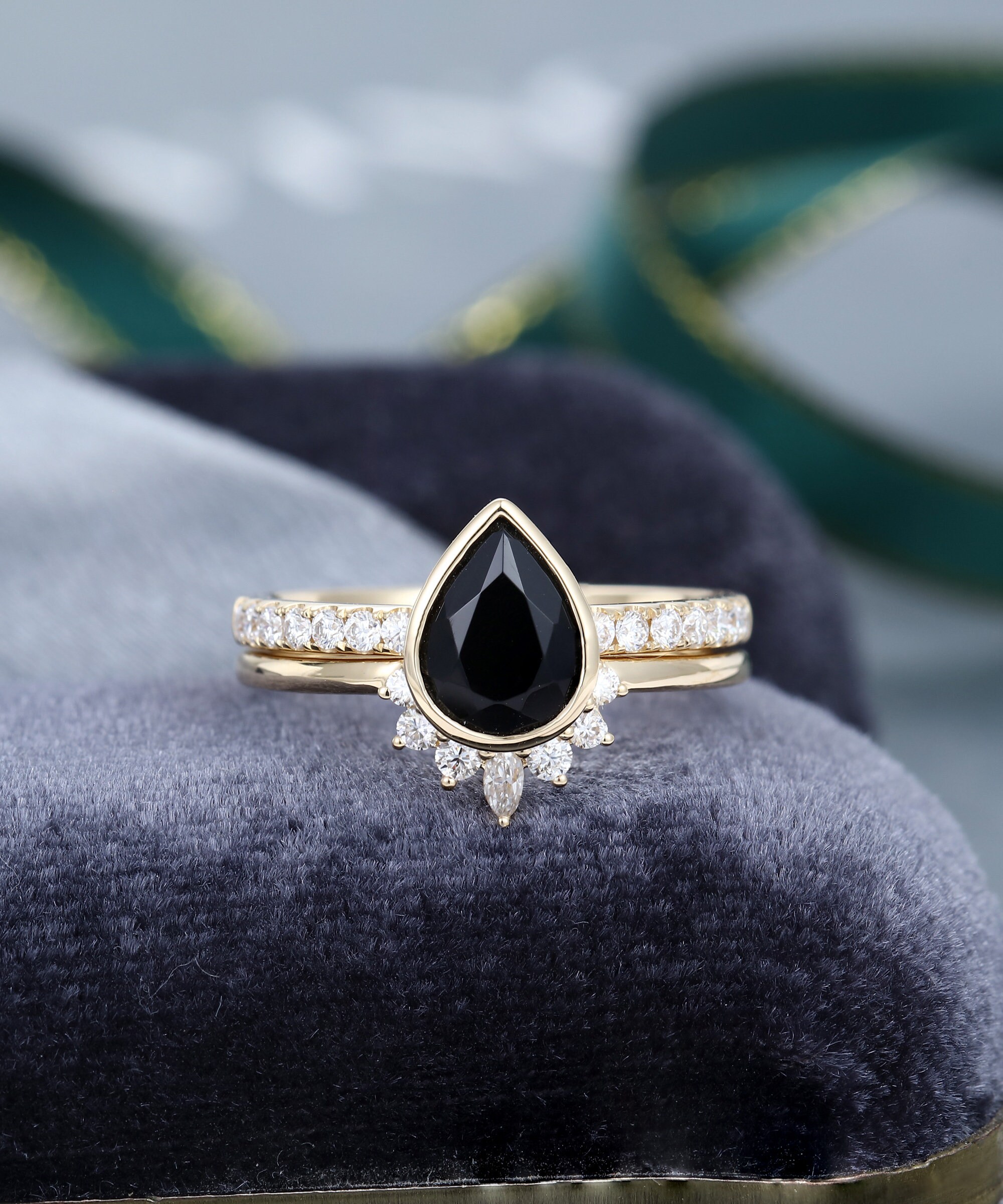 2pcs Pear Shaped Black Onyx Engagement Ring Set Yellow Gold Etsy 2pcs Pear Shaped Black Onyx Engagement Ring Set Yellow Gold Etsy