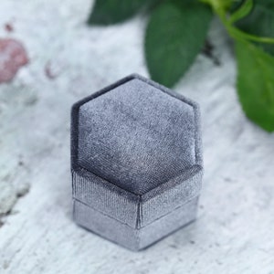 Ring box,Ring packing box,Engagement ring box,Ring storage box,Ring gift box,gift box,Wedding ring box,Exquisite box