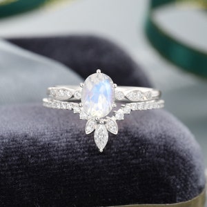 Oval Moonstone Engagement Ring Vintage Unique White Gold - Etsy