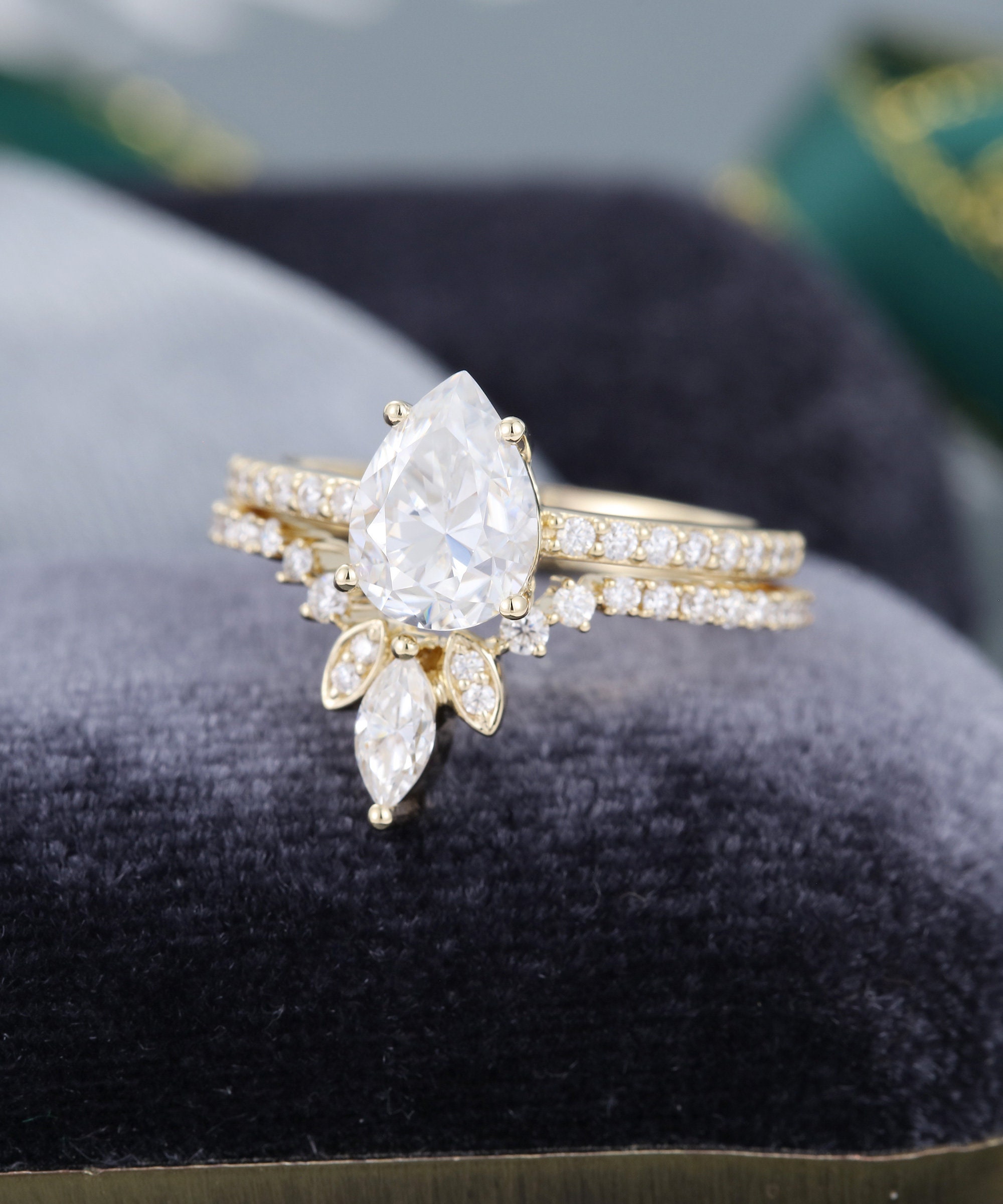 Pear Shaped White Sapphire Engagement Ring Set Vintage | Etsy