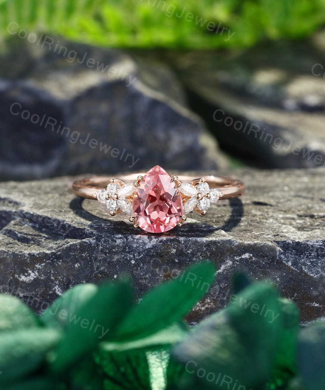 Anillo Con Zafiro Rosa Y Diamantes En Oro Rosa De 18kt