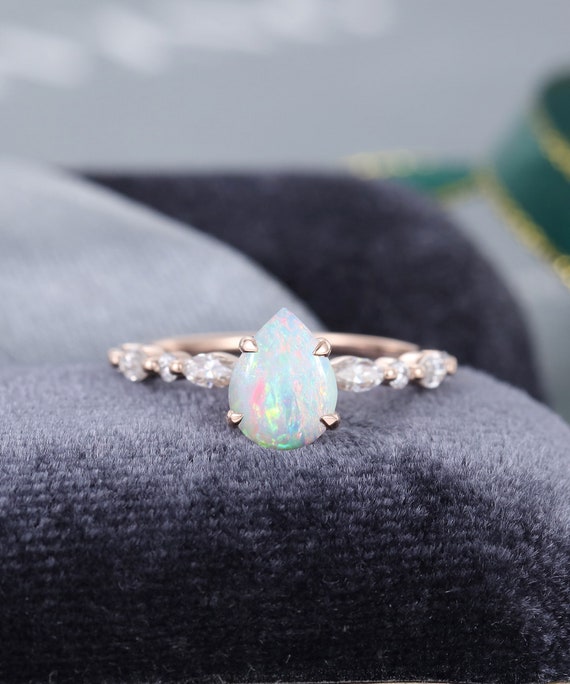 Pear shaped shop opal