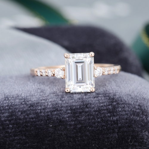 Pear Cut White Gold Engagement Ring Set Moissanite/diamond - Etsy