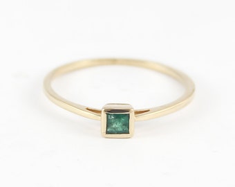 Emerald Ring 14K Gold, Natural Stone, Stackable Ring, Minimal Style, Birthday Gift, Promise Ring,Best Gift for Her