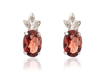 天然ガーネットスタッドピアス、スターリングシルバー、ガーネットダイヤモンドスタッドピアス、上品なピアス、1月の誕生石、彼女へのパーソナライズギフト