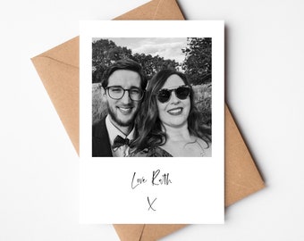 Personalisierte Valentinstag Karte | schlichte Fotokarte im Polaroid Stil | Fröhlichen Valentinstag