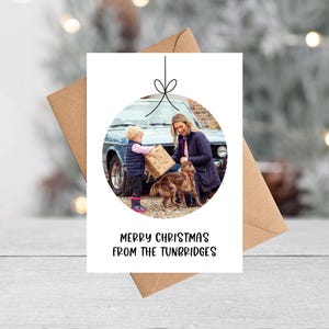 Tarjeta de Navidad con foto personalizada / Tarjeta fotográfica de vacaciones familiares Bauble para mamá, papá, mamá, papá, abuela, abuelo, niñera, niñera
