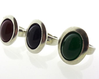 Bent Larsen - Oval pewter rings with onyx, carnelian or aventurine stone