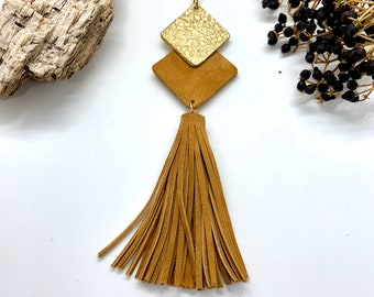 Long necklace in real handmade leather with tassel