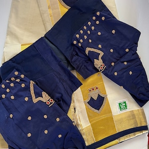 Traditionelle Kerala golden set Mundu mit marineblaue Genähte bluse