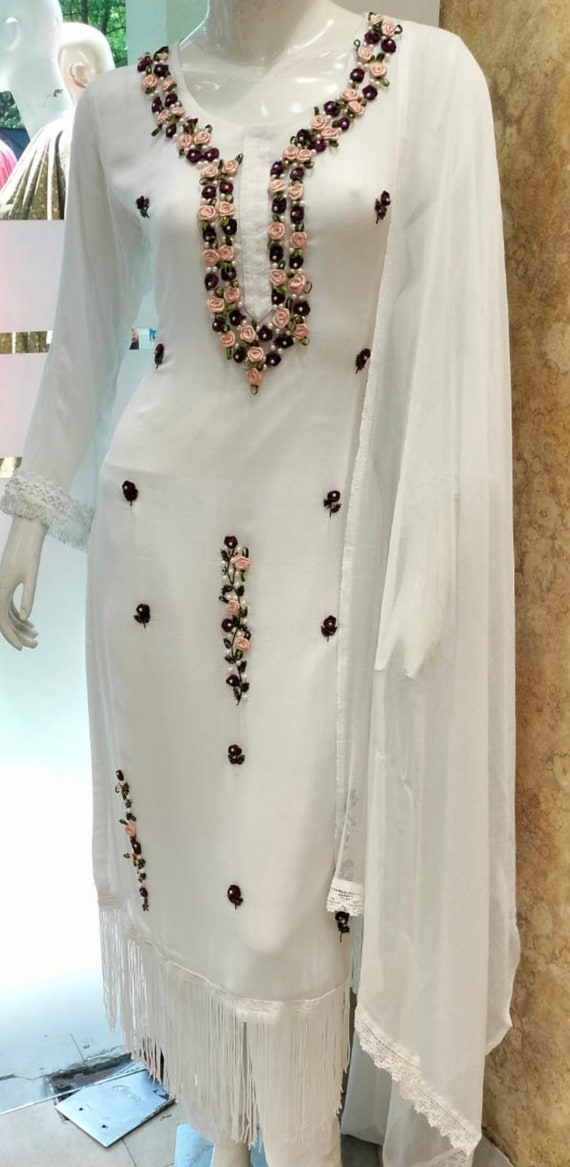 Plain white hotsell pakistani suit