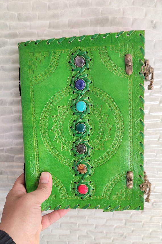 石月努「SELF COVERS【CLASSICS】」 Seven Stone Leather Journal With 600 Page - Etsy