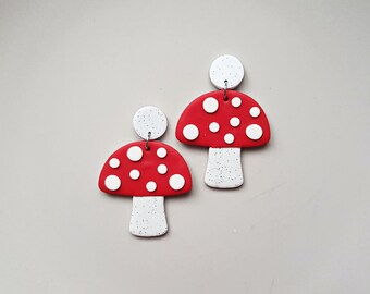 Handmade red mushroom dangle earrings, polymer clay retro jewelry, festival accessories, artsy fashion, street wear, unique gifts for her