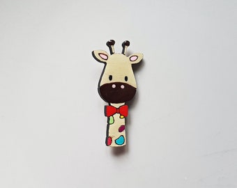 Handmade giraffe pin, hand painted giraffe wooden brooch, cute animal badge, colorful rave accessories, nature inspired illustration jewelry