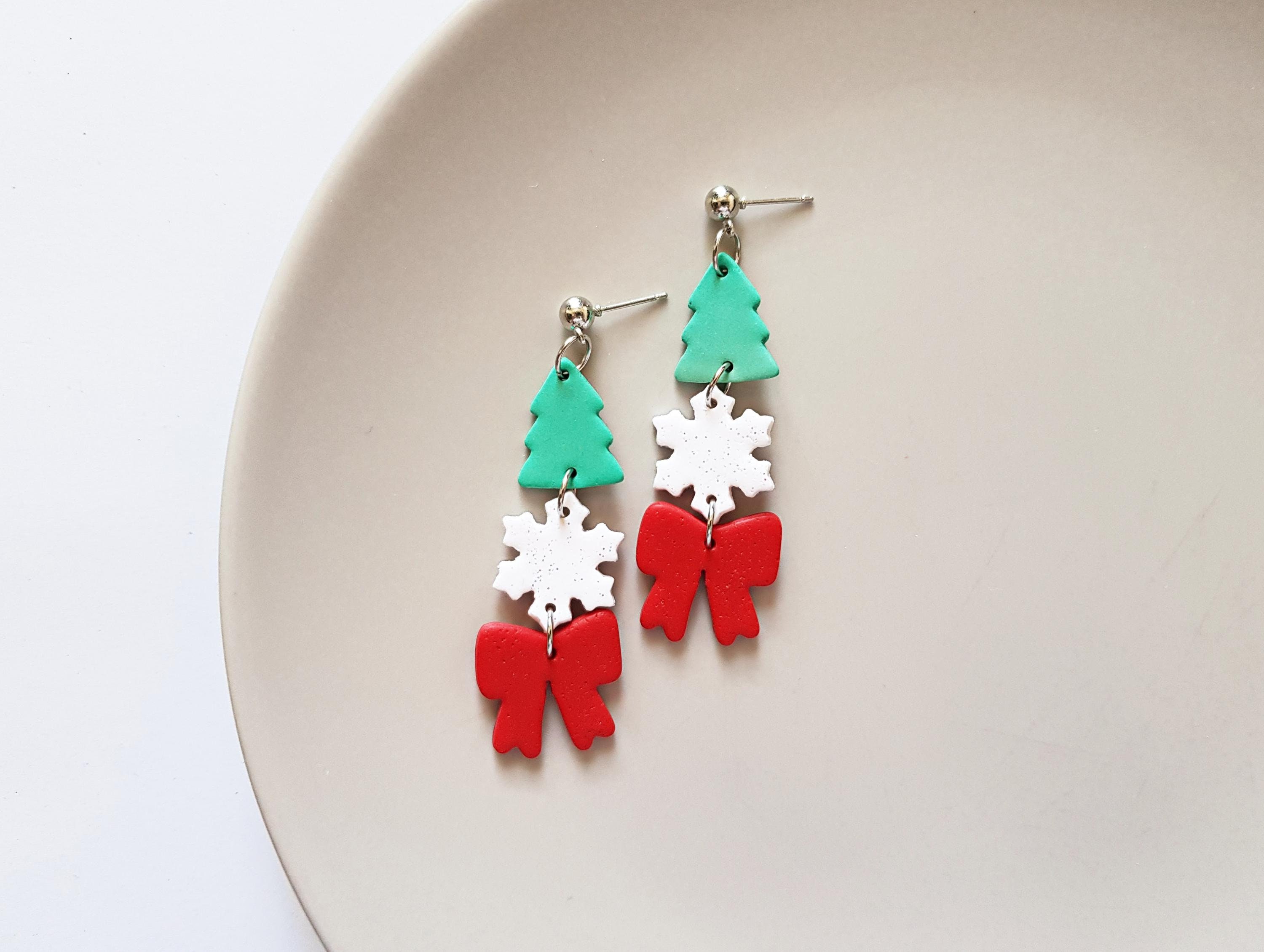 18 Pairs Christmas Earrings For Women Xmas Holiday Dangle Earrings Christmas Stud Tree Snowflake Bow Bells Light Earrings Bulk Cute Christmas Party Jewel