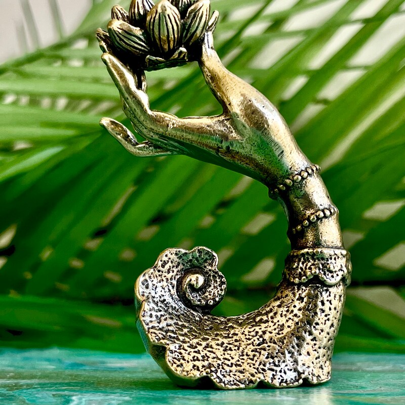 Lotus Buddha Hand Candle Holder