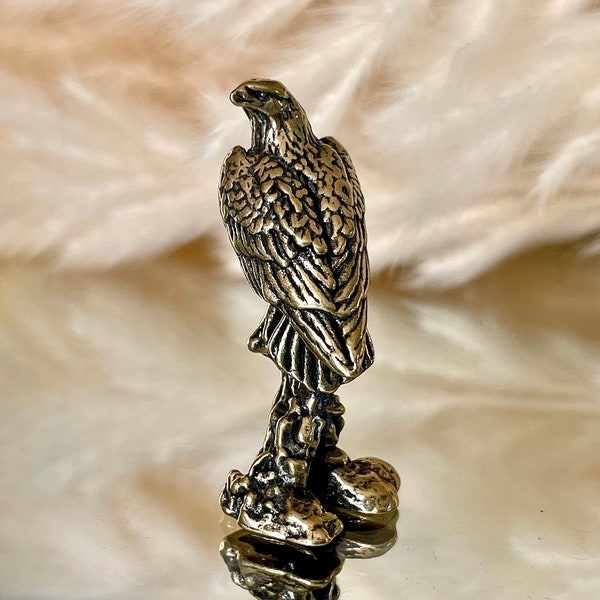 Vintage Fine workmanship, Small precise detailed, Tamed Falcon, Solid brass figurine, Lost Wax Casting, Metal Artwork, Creative gift