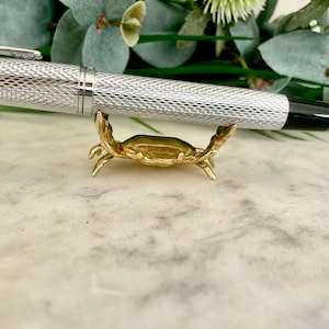 Bright Gold Lifelike Crab figurine, Solid Brass Crab Statue, Metal Dip Pen Rest, Fountain Pen Holder, Japanese Desk Accessory,