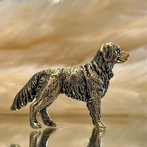 Golden retriever fine workmanship solid brass figurine vintage dog statue