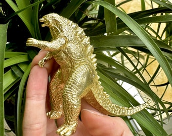 Solid golden brass Godzilla miniature, Gojira Lizard, brass Godzilla, solid Tabletop decor, Creative desktop ornament, cool gift for him