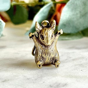 Solid brass Mouse pedant, brass Casting Animal Figurine, Retro Style Metal Sculpture, little mouse charm, cute mouse keychain