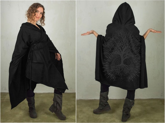 Hooded Druid Wizard Robe Unisex Cape with Yggdrasil Tree Print Hooded Cardigan Witch Cape Viking Vampire Costume plus size Kimono Robes