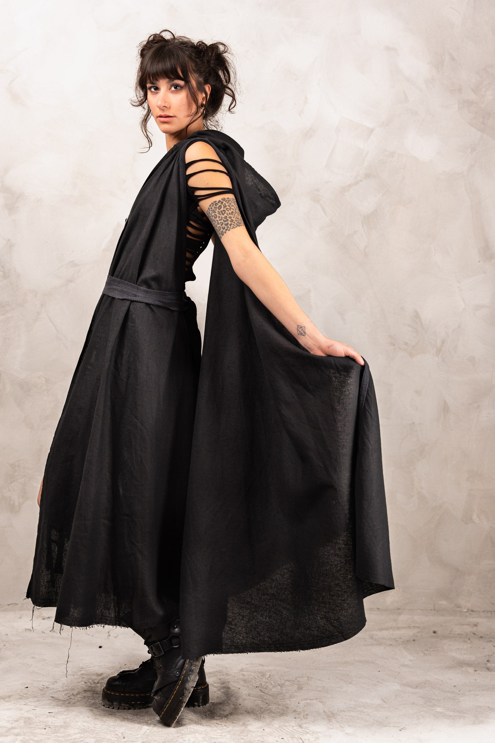 Black Medieval Ranger Cloak for Sith, Goth and Dark Wizard Cosplay Star ...