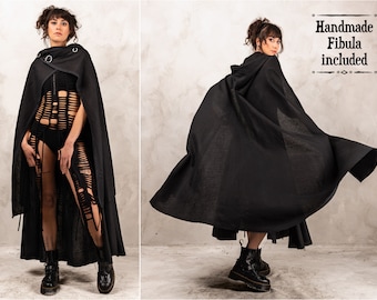 Black Medieval Ranger Cloak for Sith, Goth and Dark Wizard Cosplay Star Wars Jedi with free handmade Fibula Costume Accessory Goth Clothing