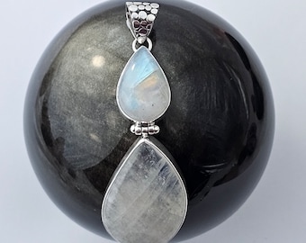 Moonstone Pendant / Sterling Silver / Cancer, Libra Birthstone