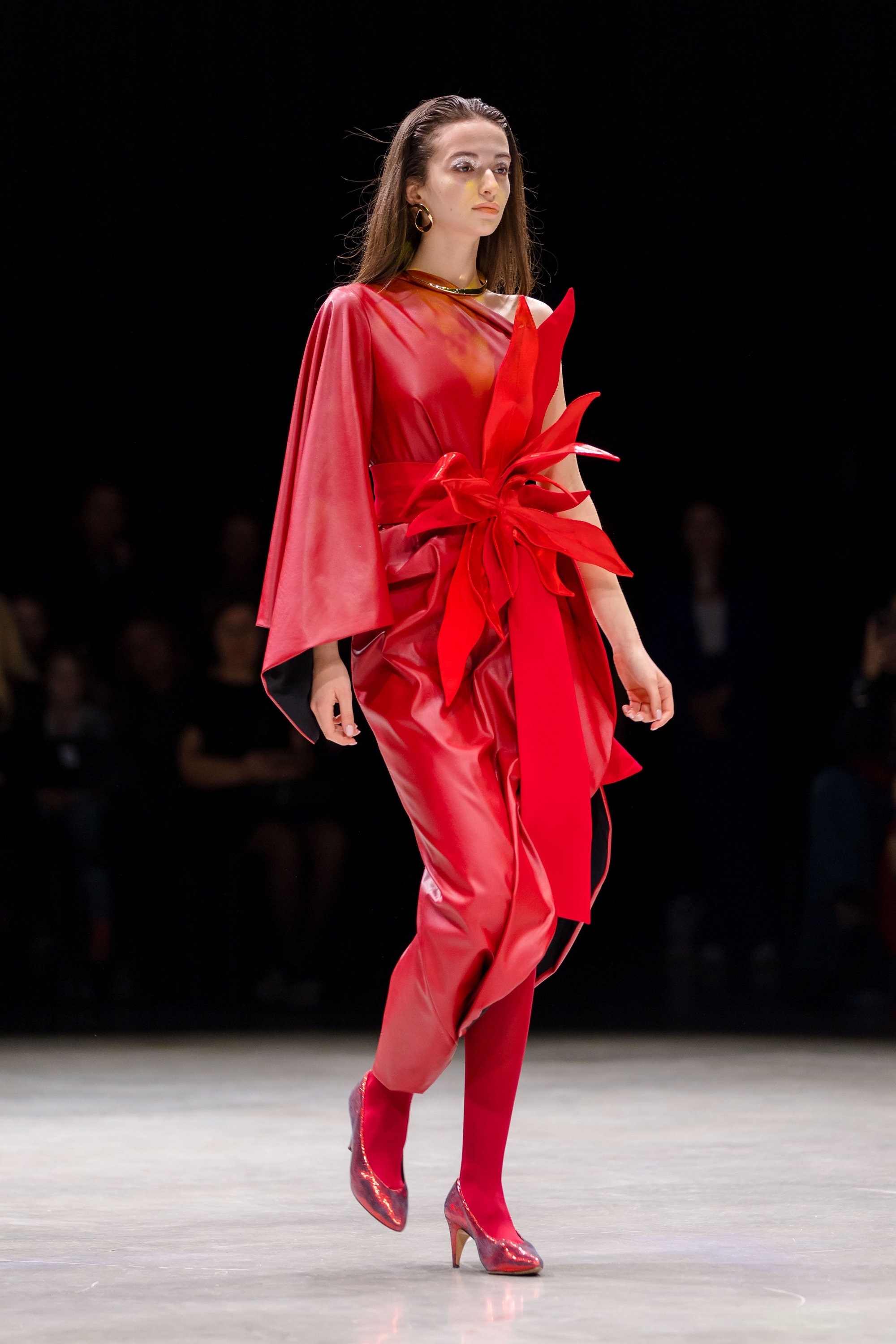 Wide red statement belt Women main image 2