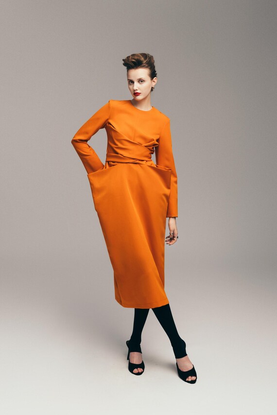slim fit dress slacks Draped Fitted Dress with Keyhole Design Orange / FR 52 main image 0