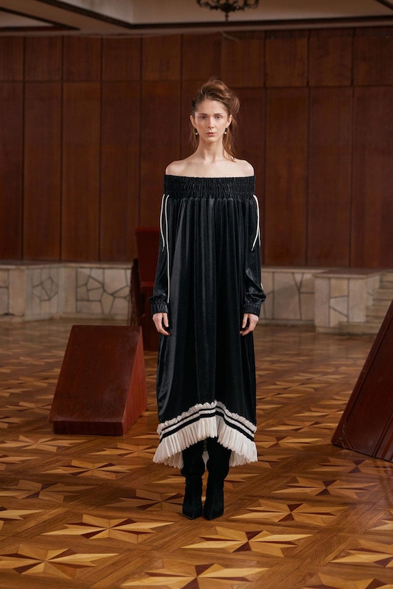 Knit Bare Shoulder Midi Dress Asymmetric Hem Black / Off-Shoulder Midi Dress with Lace Trim / Cocktail Party Dress / Open Shoulder Dress