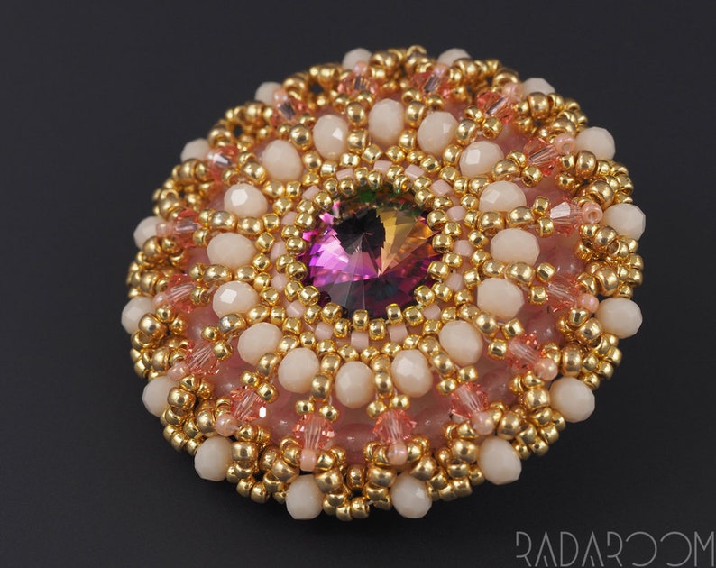 Handgemachte Brosche Handmade Jewellery Gift For Woman Pink Brooch Women/'s Accessories Beaded Brooch Geschenk Perlen Brosche