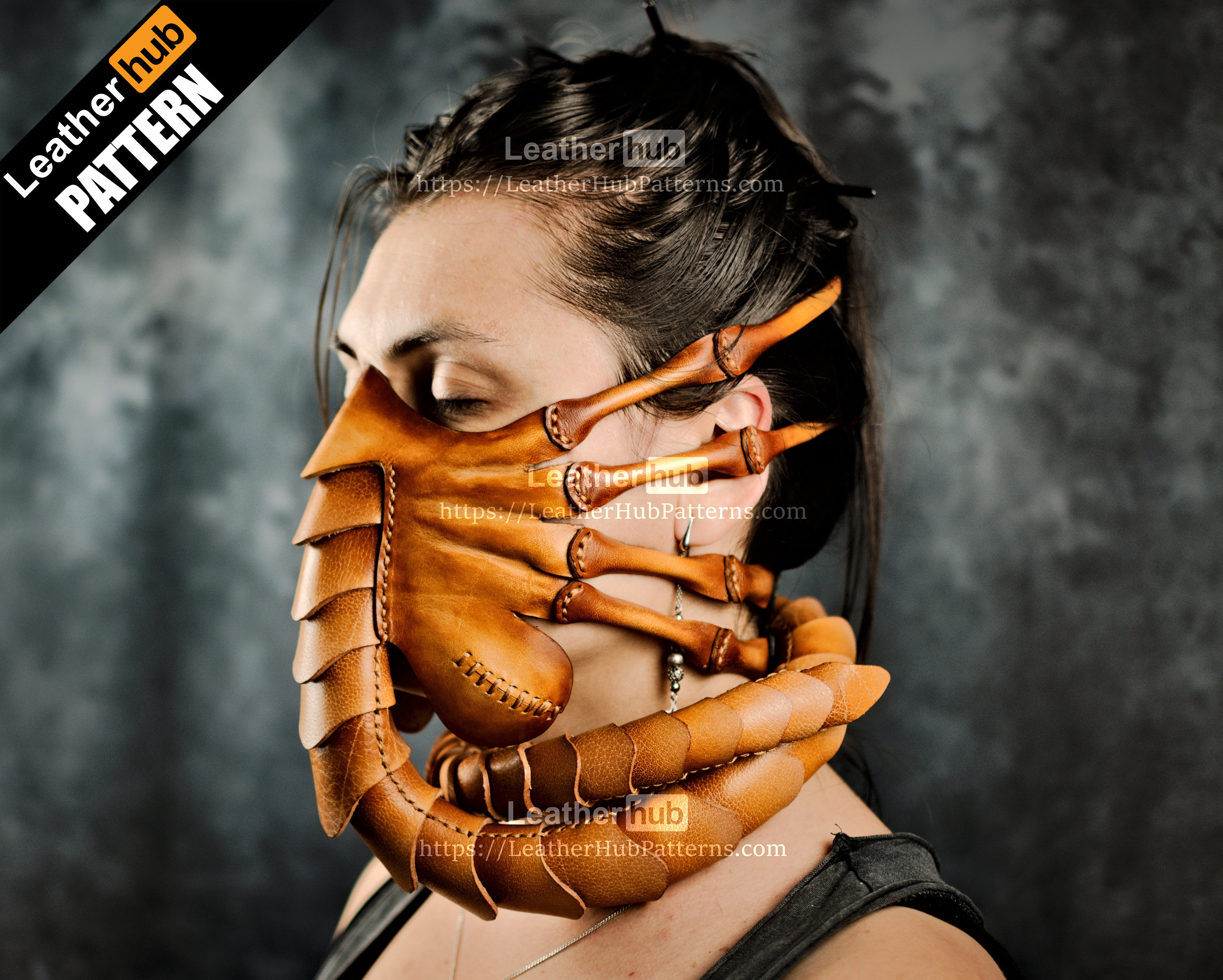 Facehugger mask leather pattern PDF by Leatherhub