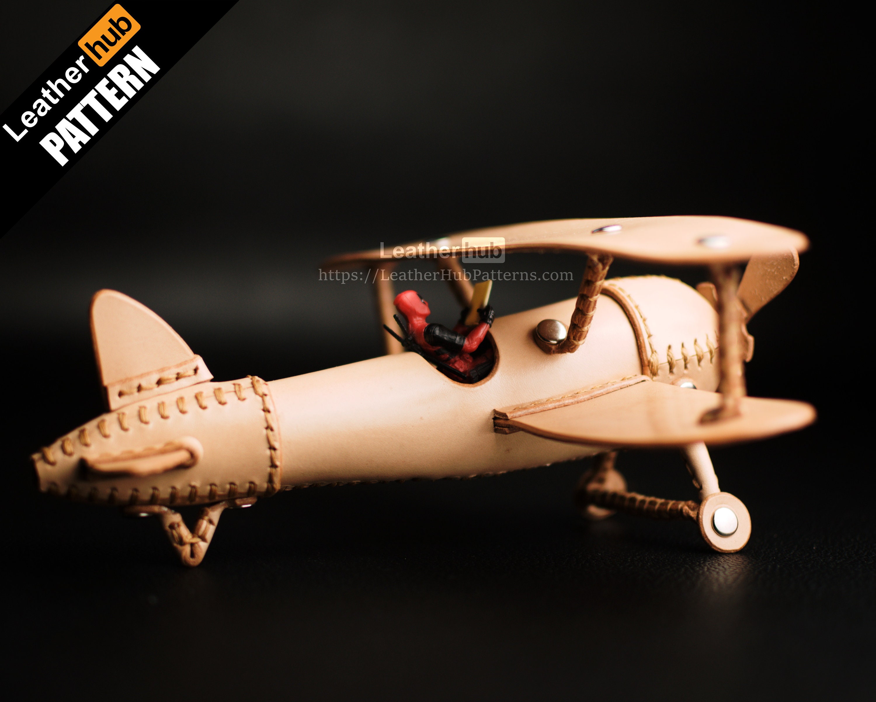 Plane leather pattern PDF by Leatherhub