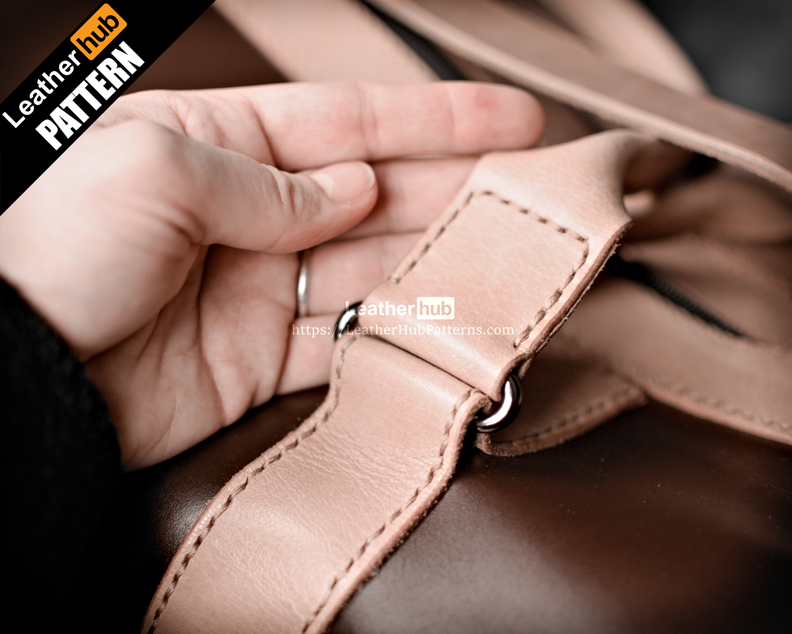 Leather Duffle bag pattern PDF by Leatherhub