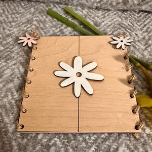 Carte de fête des mères en bois personnalisée, cadeau souvenir fait main pour maman, grand-mère, carte rustique découpée au laser avec motif coeur