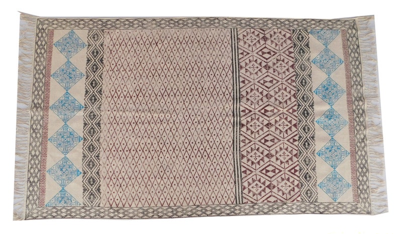 4 x 6 Indian Cotton Dhurrie Traditional Block Printed Carpet Boho decor Picnic Rug Hand Woven Prayer Rug Beach Rug Floor Mat wave pattern.
