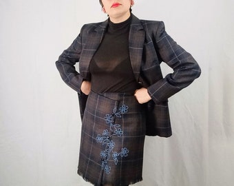 Beetle suit  Moschino Cheap and Chic 1990s, tartarn skirt suit brown and blue